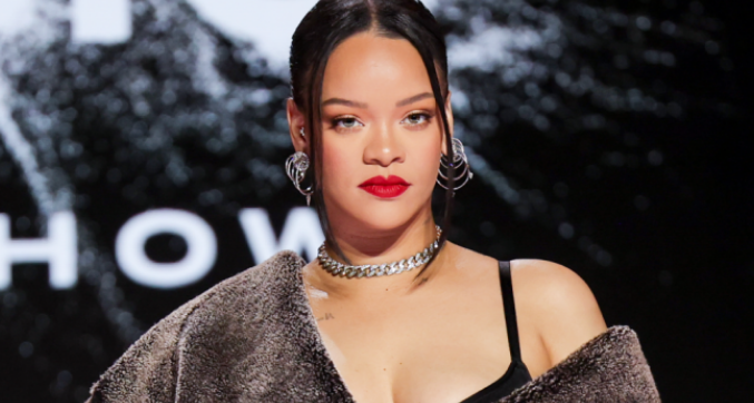 Unveiling the Mesmerizing Evolution of Rihanna: From Music Icon to Beauty Mogul